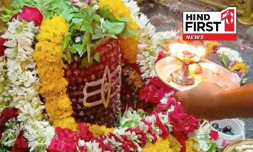 Shivratri 2026: शिवलिंग में भूलकर भी क्यों नहीं चढ़ानी चाहिए तुलसी, जानिए इसके पीछे की मान्यता