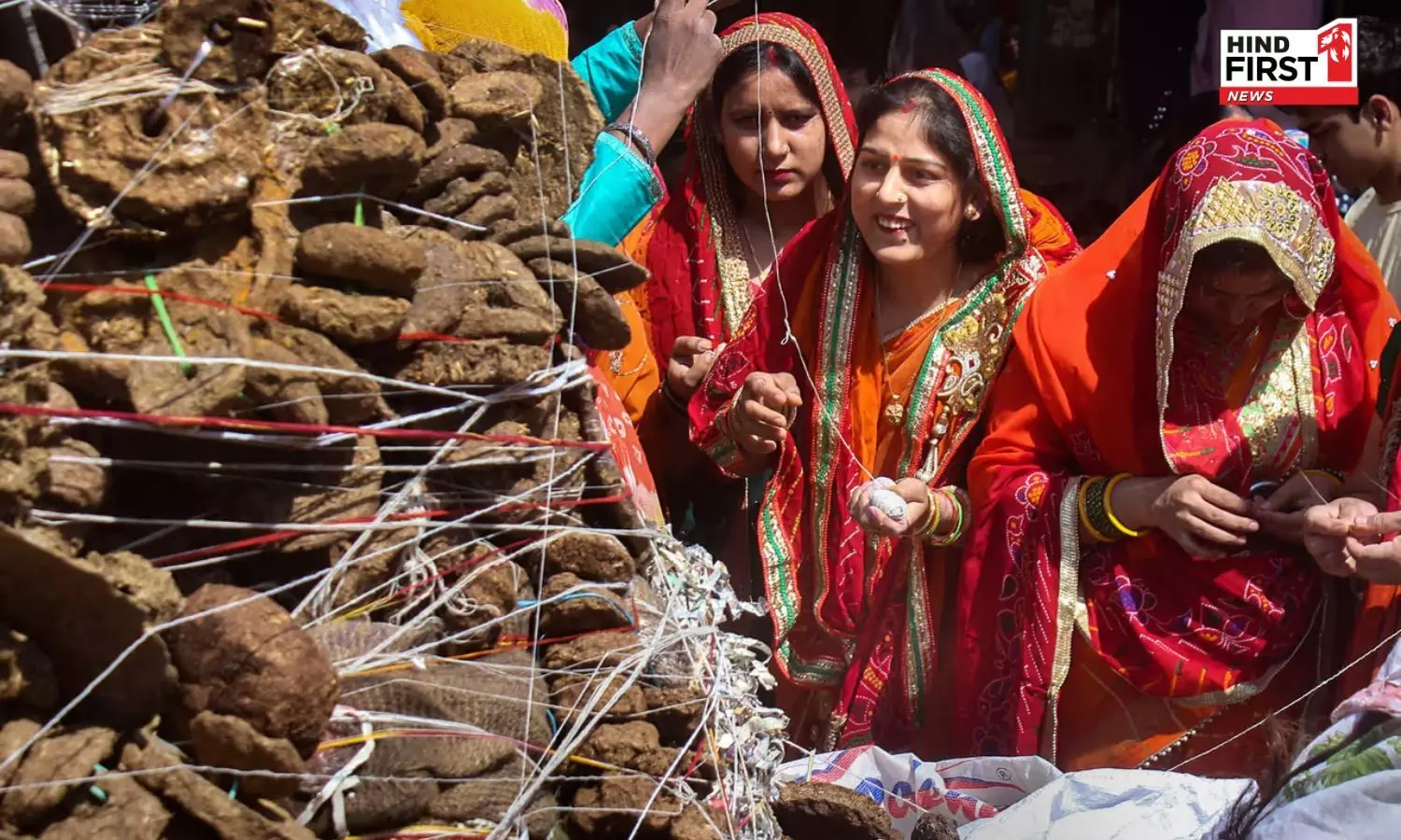 Astro Tips: ऐसे लोगों को भूलकर भी नहीं देखना चाहिए होलिका दहन, वरना होगा अनर्थ Astro Tips: ऐसे लोगों को भूलकर भी नहीं देखना चाहिए होलिका दहन, वरना होगा अनर्थ