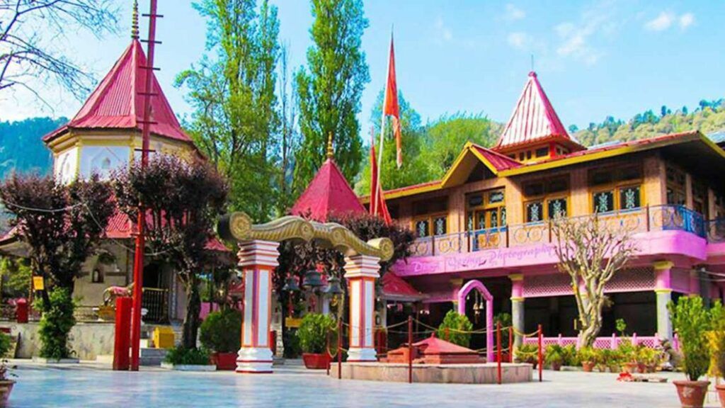  Naina Devi Mandir: नैना देवी मंदिर में निसंतानों को होती है संतान प्राप्ति, हर मनोकामना होती है पूर्ण 