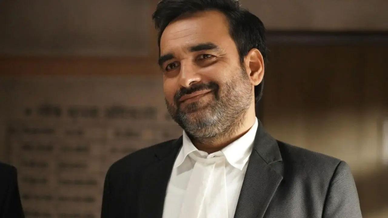 Pankaj Tripathi ends up having memory slip while interacting with fans on  Instagram