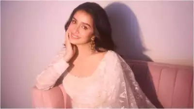 Shraddha Kapoor playfully asks 