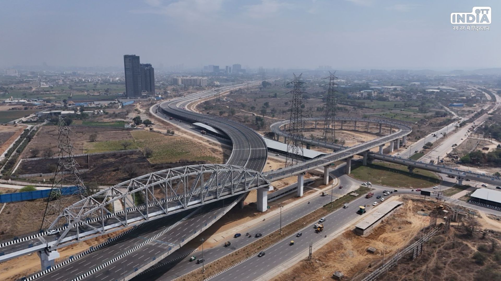 DWARKA EXPRESSWAY: 8 लेन, सिंगल पिलर और 9000 करोड़ की लागत, जानें द्वारका एक्सप्रेसवे से जुड़ी कुछ खास बातें DWARKA EXPRESSWAY: 8 लेन, सिंगल पिलर और 9000 करोड़ की लागत, जानें द्वारका एक्सप्रेसवे से जुड़ी कुछ खास बातें