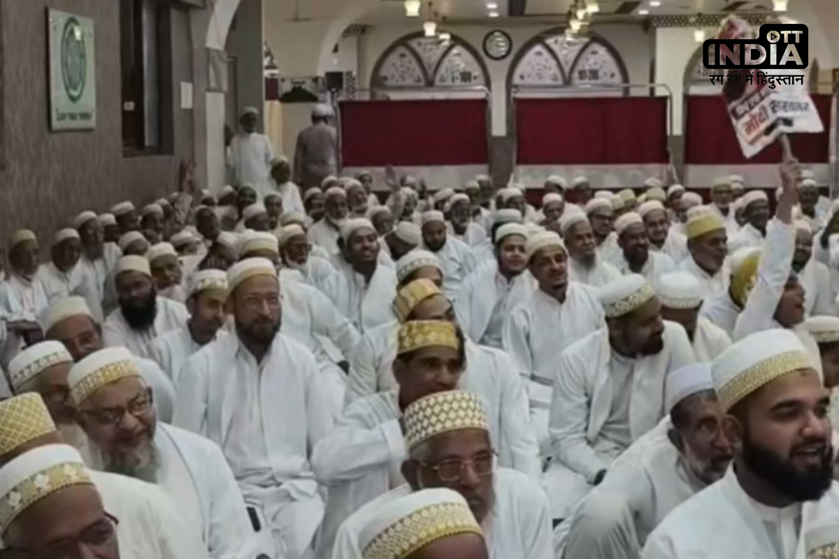 Bhopal News : मंदिर के बाद अब मस्जिद में भी लगे हर हर मोदी, घर घर मोदी के नारे