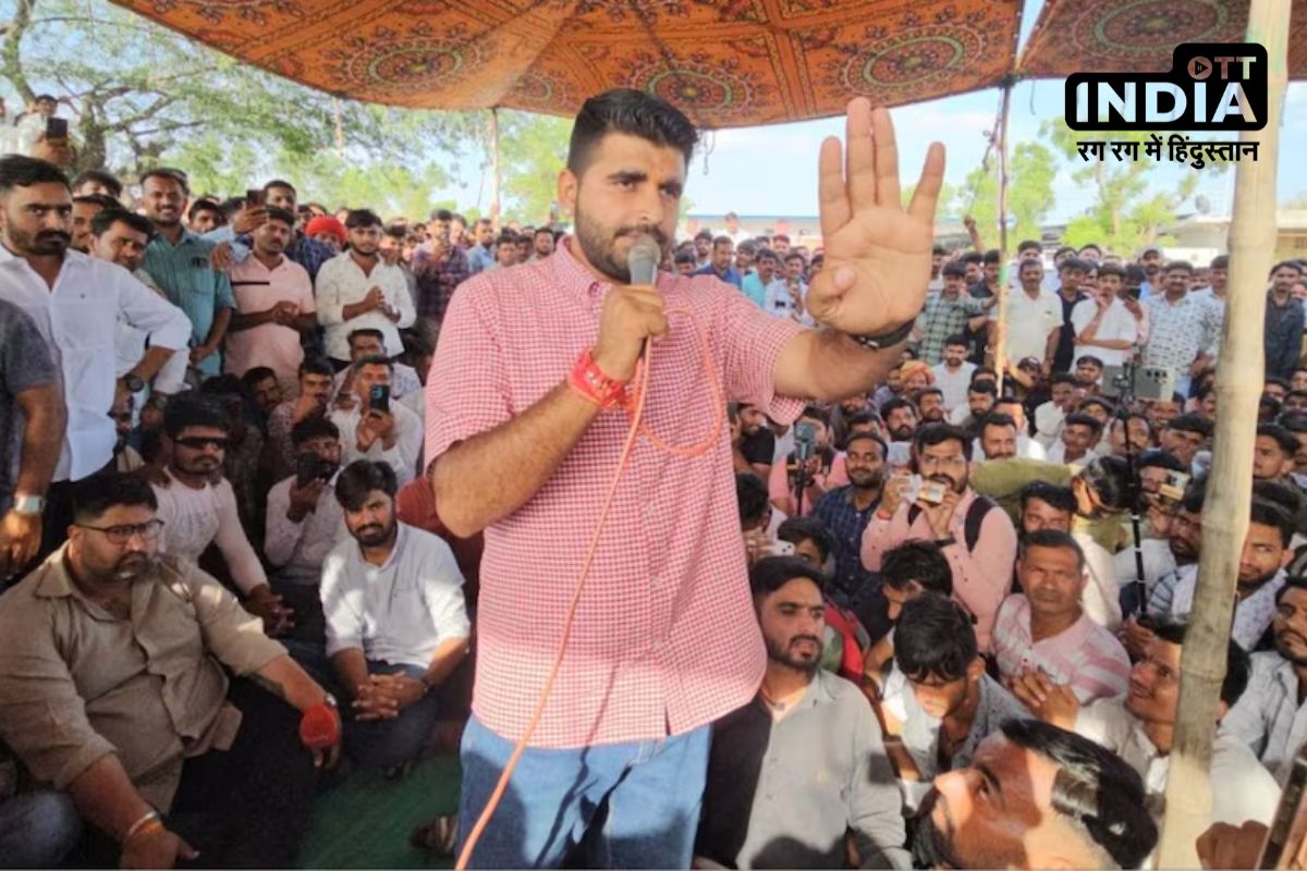 Rajasthan Politics: चुनाव खत्म होते ही रविन्द्र भाटी के खिलाफ केस दर्ज, पुलिस ने 900 अन्य को भी बनाया आरोपी, जानें मामला Rajasthan Politics: चुनाव खत्म होते ही रविन्द्र भाटी के खिलाफ केस दर्ज, पुलिस ने 900 अन्य को भी बनाया आरोपी, जानें मामला