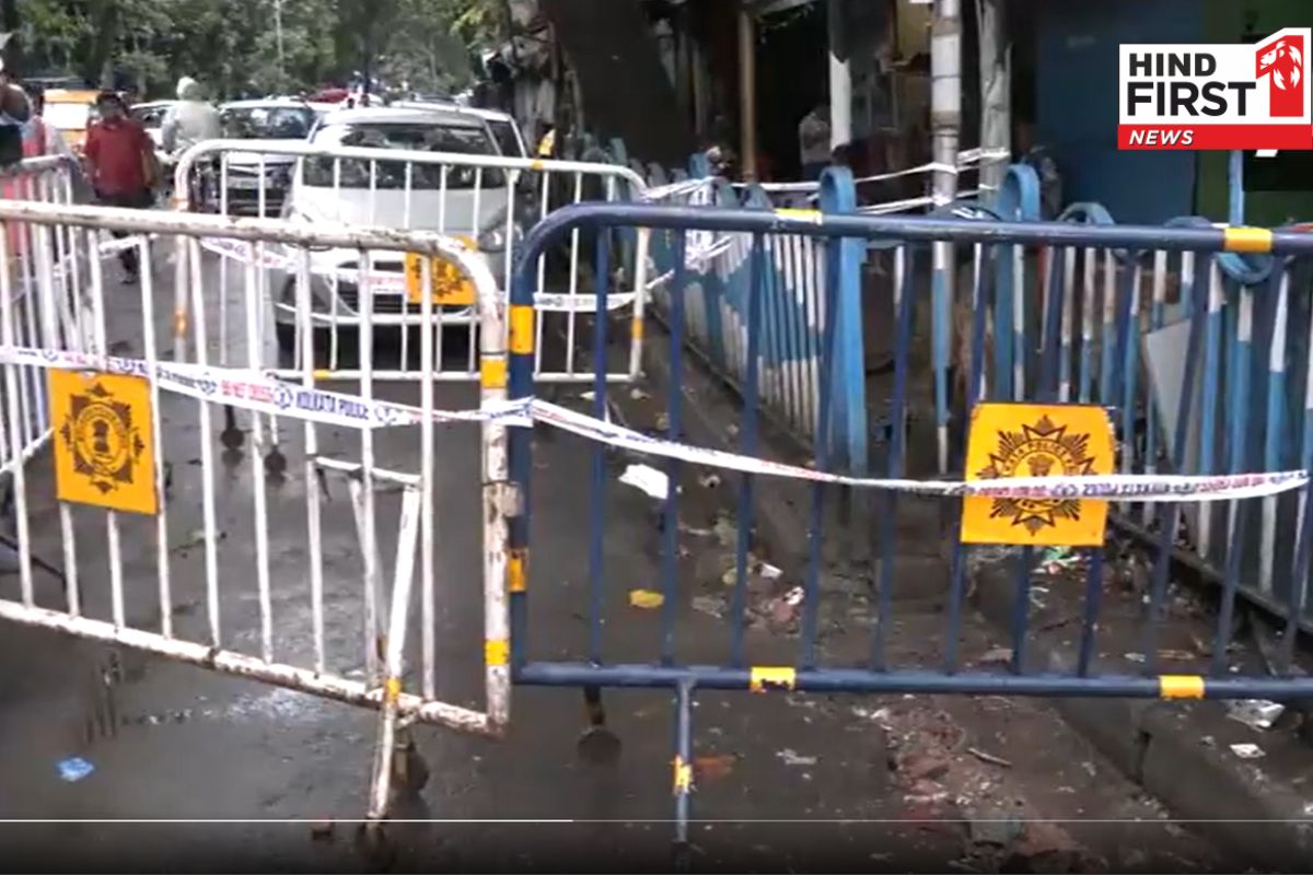 कोलकाता में लावारिस बैग फटने से धमाका, एक व्यक्ति घायल कोलकाता में लावारिस बैग फटने से धमाका, एक व्यक्ति घायल