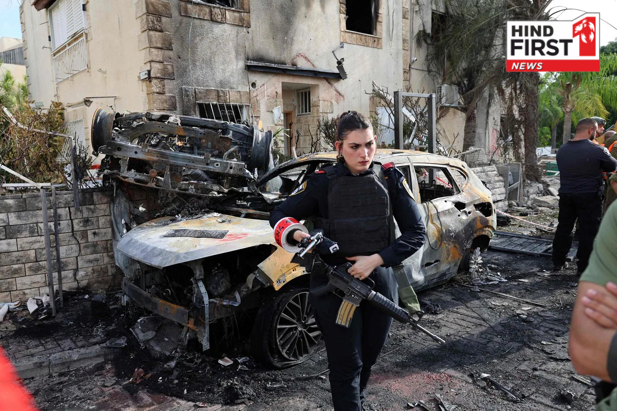 Israel Airstrikes: दक्षिणी लेबनान में इजरायली हमले का कहर, हिजबुल्ला के तीन बड़े कमांडर ढेर! Israel Airstrikes: दक्षिणी लेबनान में इजरायली हमले का कहर, हिजबुल्ला के तीन बड़े कमांडर ढेर!