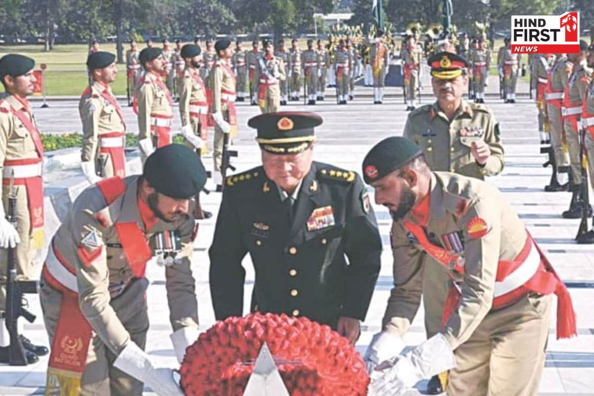 ऑल-वेदर फ्रेंडशिप पर मंडरा रहा संकट? चीन के शीर्ष सैन्य अधिकारी अचानक पहुंचे पाकिस्तान ऑल-वेदर फ्रेंडशिप पर मंडरा रहा संकट? चीन के शीर्ष सैन्य अधिकारी अचानक पहुंचे पाकिस्तान