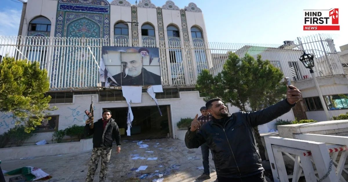 Syria Crisis: सीरिया में हुए तख्तापलट के बीच भारत सरकार ने जारी की एडवाइजरी, कहा यहां सुरक्षित है सभी भारतीय नागरिक Syria Crisis: सीरिया में हुए तख्तापलट के बीच भारत सरकार ने जारी की एडवाइजरी, कहा यहां सुरक्षित है सभी भारतीय नागरिक