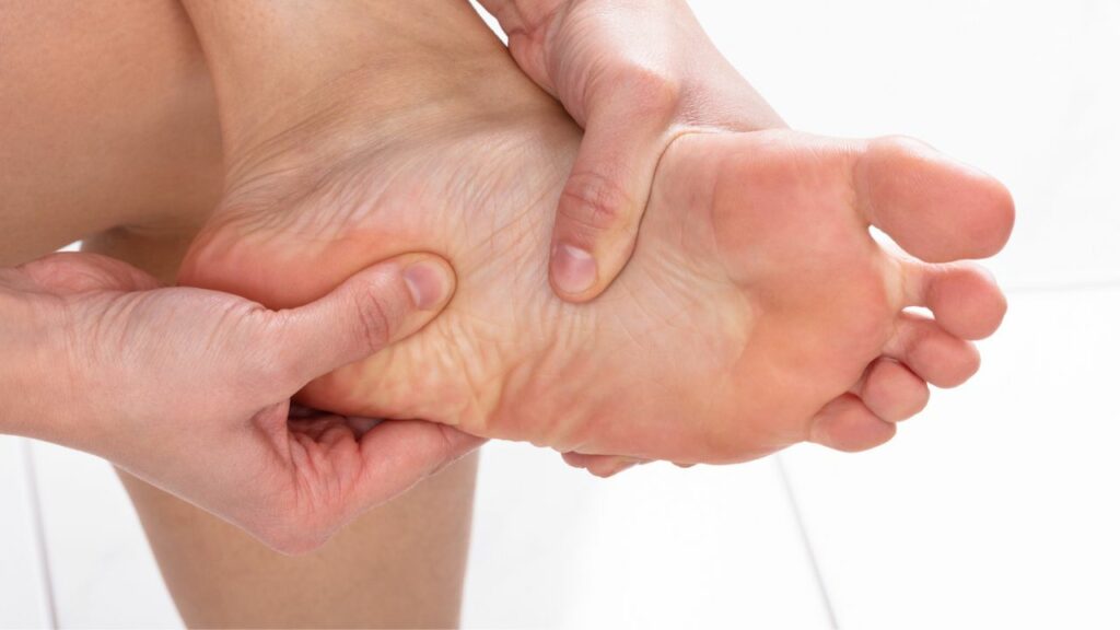 Guillain-Barre Syndrome: पुणे में बढ़ रहा है गुइलेन बैरी सिंड्रोम का खतरा, जानें इस ऑटोइम्यून बीमारी के बारे में   