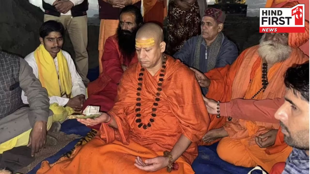 Mahamandaleshwar: कैसे बनता है कोई किसी अखाड़े का महामंडलेश्वर? बहुत कठिन होती है यह प्रक्रिया, जानें सभी नियम Mahamandaleshwar: कैसे बनता है कोई किसी अखाड़े का महामंडलेश्वर? बहुत कठिन होती है यह प्रक्रिया, जानें सभी नियम