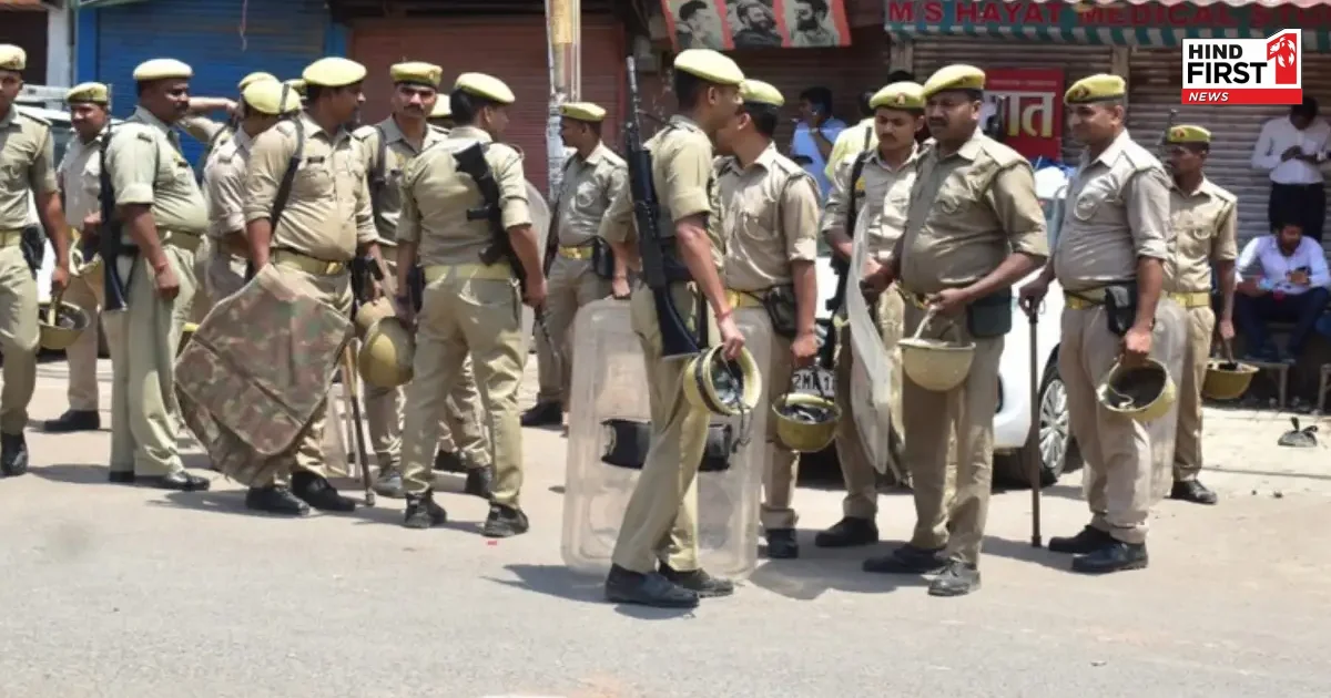 UP News: अलविदा जुमे की नमाज पर यूपी में कड़ी सुरक्षा के इंतजाम, ड्रोन और पुलिस की तैनाती UP News: अलविदा जुमे की नमाज पर यूपी में कड़ी सुरक्षा के इंतजाम, ड्रोन और पुलिस की तैनाती