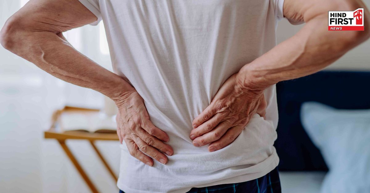 अगर आपको भी है कमरदर्द की शिकायत, तो ये आसान दिलाएंगे घर बैठे राहत