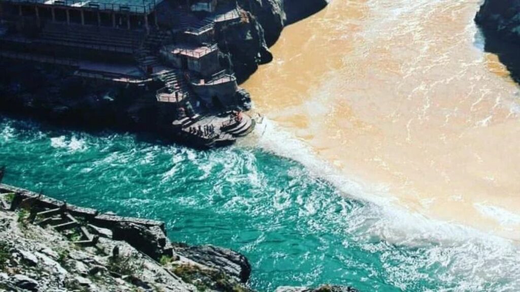     Char Dham Yatra: इन देवी-देवताओं को समर्पित हैं चारों धाम के मंदिर? जानिए विस्तार से   