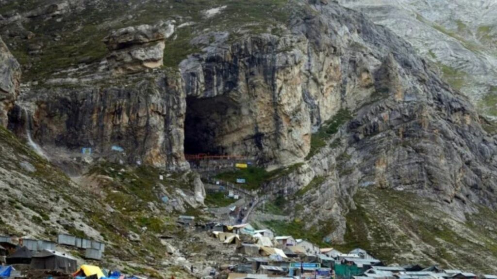 Best Places in Pahalgam: पहलगाम जाएं तो इन 5 जगहों में घूमना ना भूले, धरती का है स्वर्ग