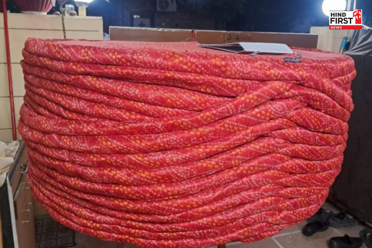 PM Modi Bday Prep: पीएम मोदी के 75वें जन्मदिन के लिए तैयार खास तोहफा, राजकोट के व्यापारी ने बनाई अनोखी पगड़ी PM Modi Bday Prep: पीएम मोदी के 75वें जन्मदिन के लिए तैयार खास तोहफा, राजकोट के व्यापारी ने बनाई अनोखी पगड़ी