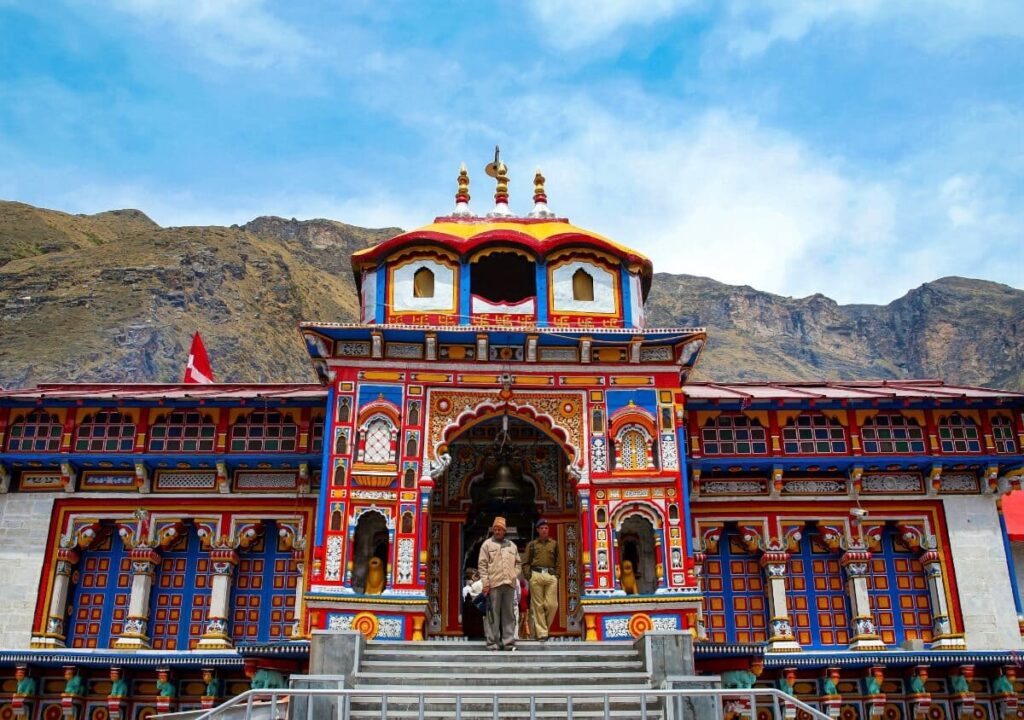 Chardham Yatra: भारत चार धाम और उत्तराखंड चार धाम यात्रा में है बड़ा अंतर, एक स्थान है दोनों में कॉमन, जानें   
