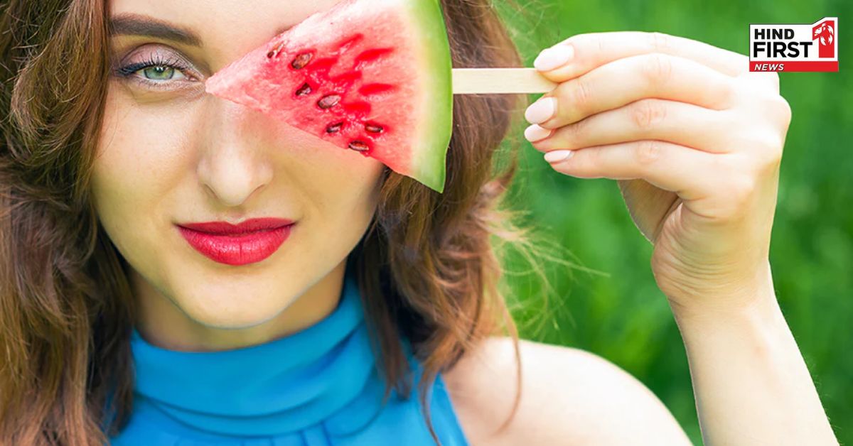 गर्मियों में तरबूज के छिलके से पाएं ग्लोइंग हेल्दी स्किन, इस तरह से करें इस्तेमाल