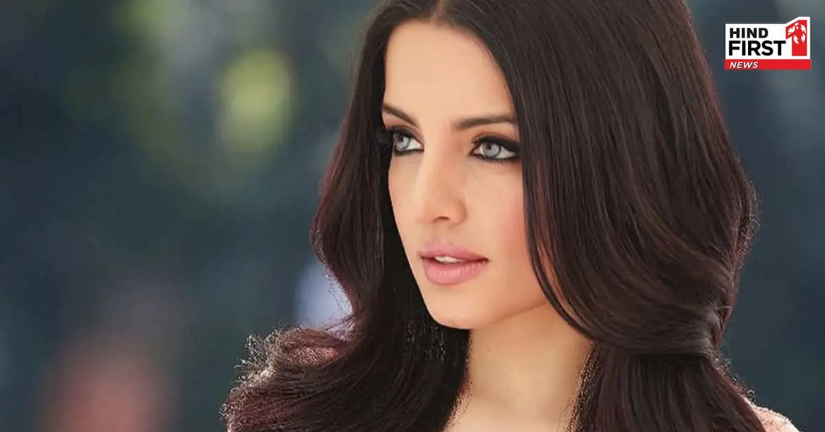 सेलिना जेटली ने फवाद-माहिरा पर साधा निशाना, कहा हमारी इंडस्ट्री से फायदा उठाने को हैं तैयार सेलिना जेटली ने फवाद-माहिरा पर साधा निशाना, कहा हमारी इंडस्ट्री से फायदा उठाने को हैं तैयार