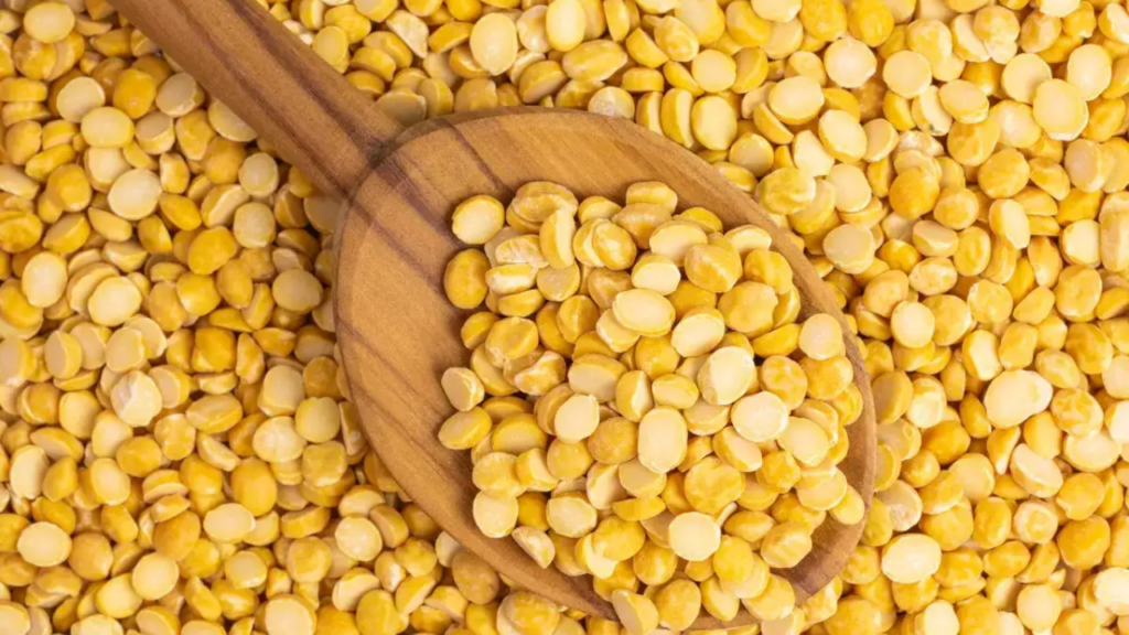 Guruwar Ke Upay: गुरुवार के प्रसाद में ये तीन चीजें हैं बहुत महत्वपूर्ण, जानिए क्यों