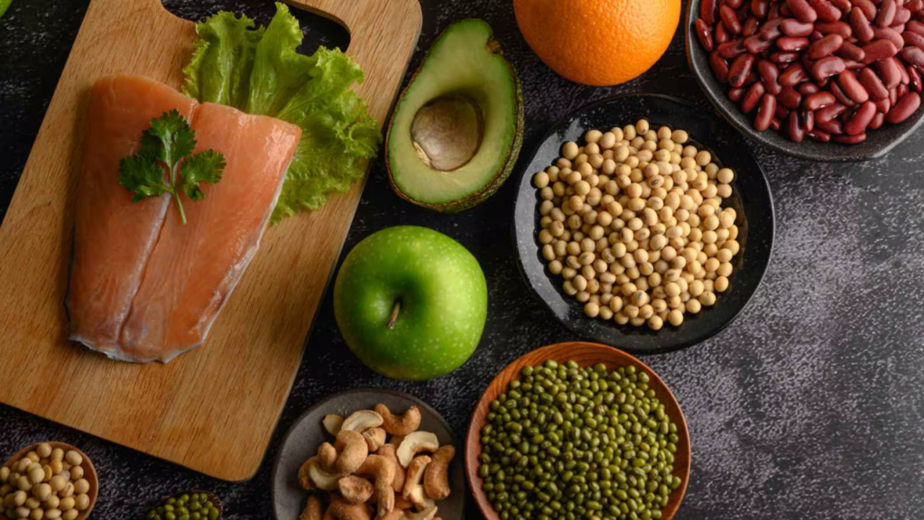 Biotin Foods: क्या है बायोटिन फूड्स, कैसे यह हमारे बालों को देता है पोषण? जानें सबकुछ