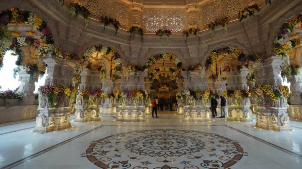 Ayodhya Ram Mandir: अयोध्या राम मंदिर में 23 मई को होगा 'राम दरबार' का अनावरण, जानें विशेष बातें   