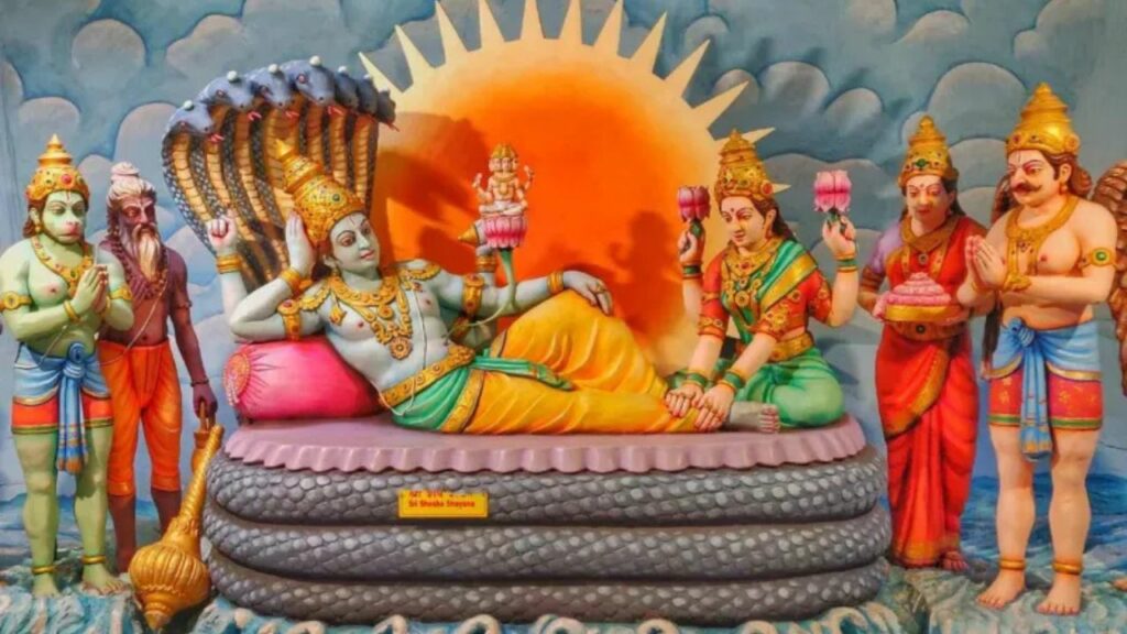 Thursday Ke Upaay: गुरुवार के दिन ये छोटा सा उपाय करेगा आपको मालामाल