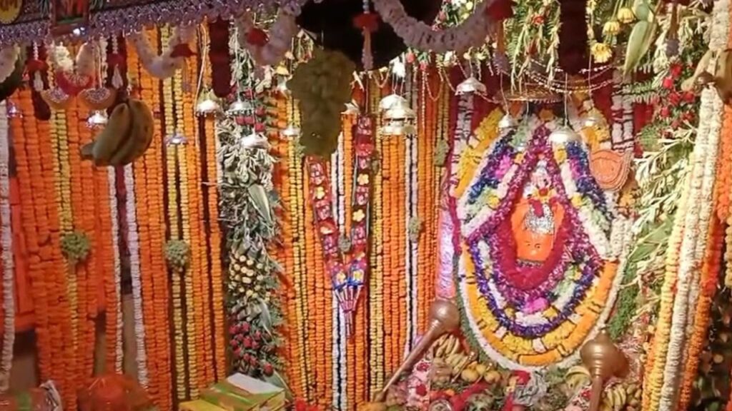   4th Bada Mangal 2025: कब है ज्येष्ठ माह का चौथा बड़ा मंगल? इस दिन घर के इस कोने में जरूर जलाएं दीपक 