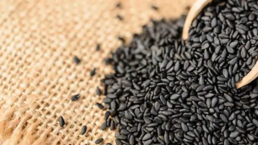   Somvati Amavasya 2025: सोमवती अमावस्या पर इन पांच चीज़ों का दान करेगा पितरों को प्रसन्न 