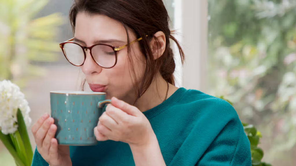 Hydration Tips: गर्मियों में किडनी को रखना है फिट एंड फाइन, आजमाएं ये 5 हाइड्रेशन टिप्स  