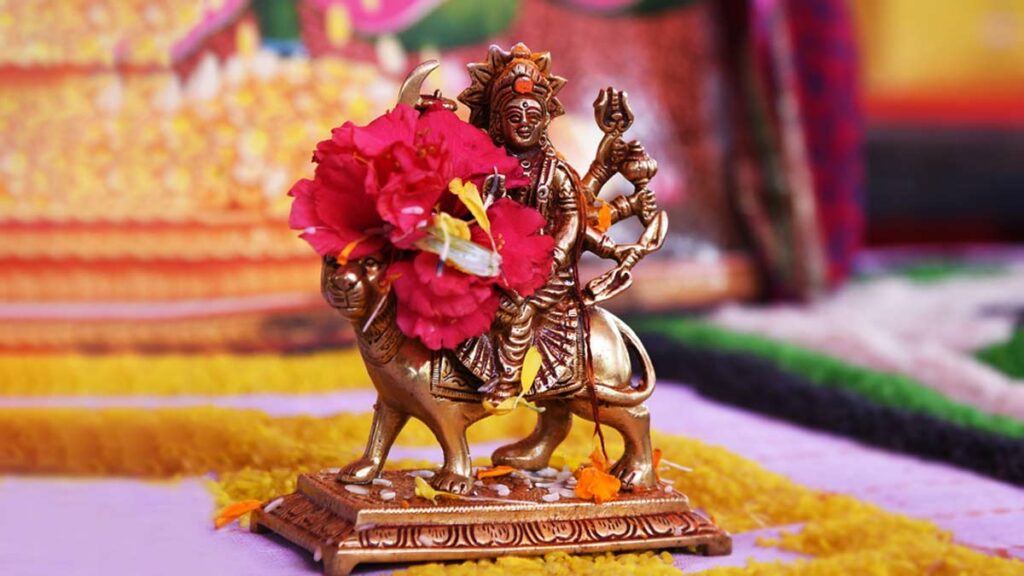 Gupt Navratri 2025: असाढ़ महीने में इस दिन से शुरू होगी गुप्त नवरात्रि, जानें तिथि और महत्व   