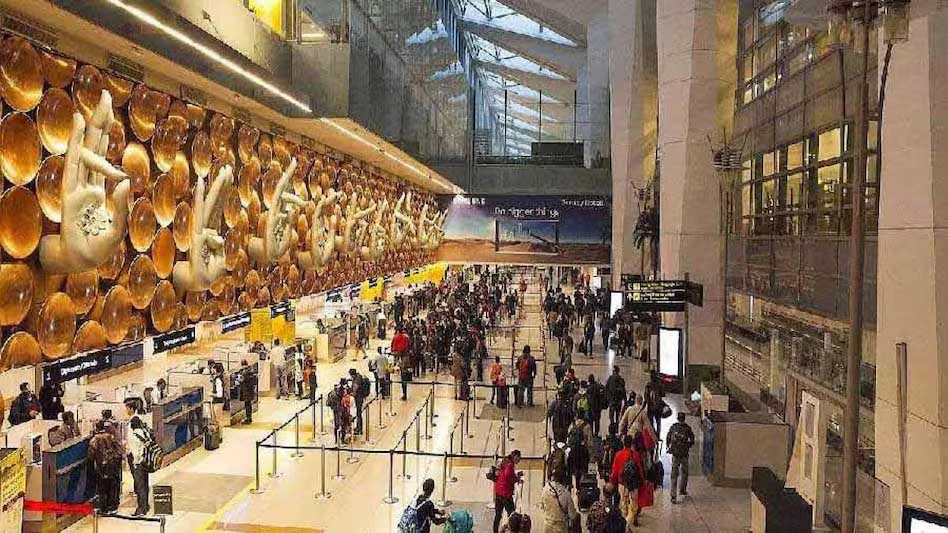 दिल्ली एयरपोर्ट पर उड़ानों का संकट: 3 महीने तक रद्द होंगी 114 फ्लाइट्स, यात्रियों को होगी भारी परेशानी!