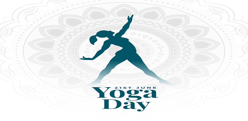 International Yoga Day 2025: योग महिलाओं को एंग्जायटी और मूड स्विंग से निपटने में करता है मदद