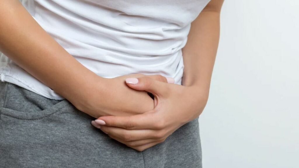 Health Care: कब्ज को मामूली समझने की ना करें भूल, हो सकता है इस गंभीर बीमारी का लक्षण