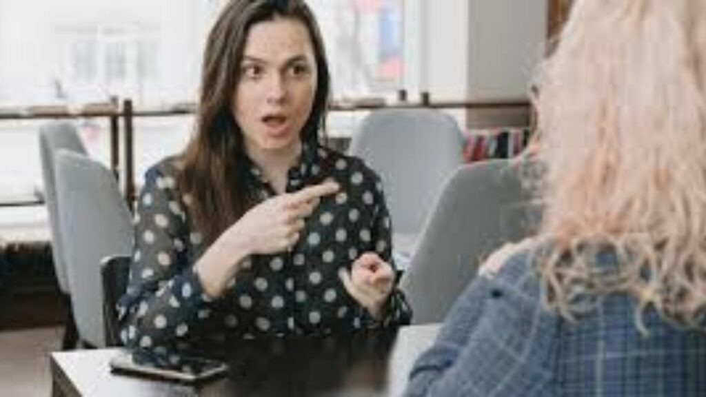 Friday Ke Upay: शुक्रवार के दिन भूलकर भी ना करें ये 5 काम, रुष्ट हो जाएंगी मां लक्ष्मी