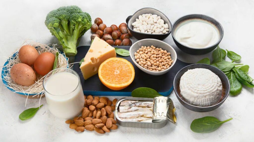Calcium Rich Food: इन 5 फ़ूड आइटम्स में है दूध से भी ज़्यादा कैल्शियम, आप भी जानें