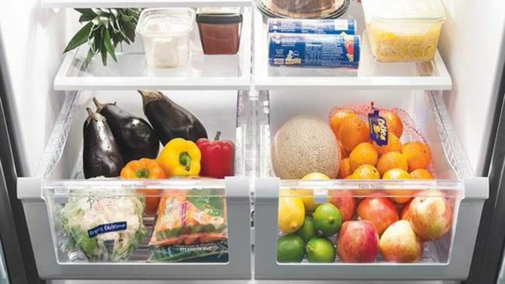 Health Tips: फ्रिज में रखी सब्जियां भी क्यों हो जाती हैं ख़राब? जानिए कारण और स्टोर करने का सही तरीका
