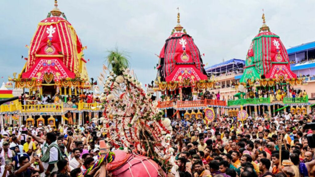 Happy Rath Yatra 2025: जगन्नाथ रथ यात्रा के खास मौके पर अपनों को दे इस अंदाज में शुभकामनाएं