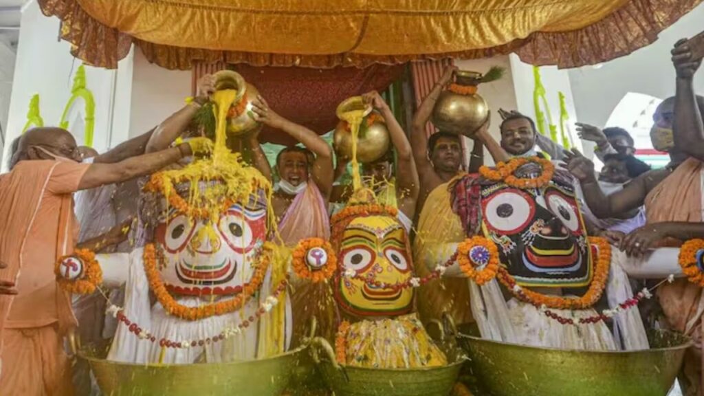 Snan Purnima 2025: आज कराया जाएगा भगवान जगन्नाथ को स्नान, शुरू हो जायेगा 15 दिनों का एकांतवास
