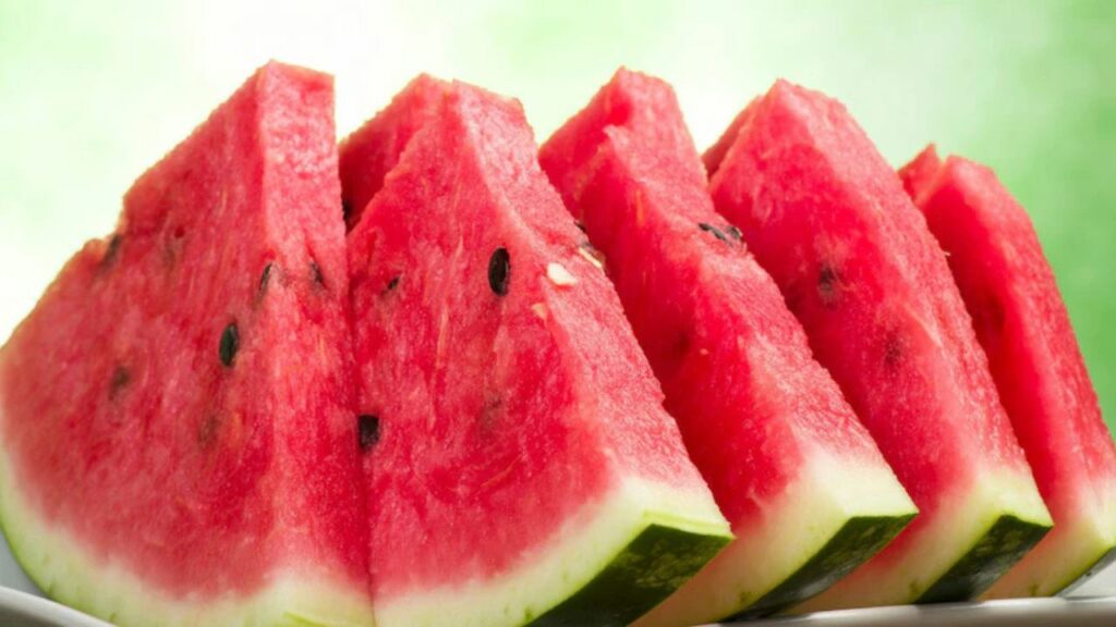   Fruit Benefits: सुबह खाली पेट इन 5 फलों का सेवन सेहत का है खज़ाना 