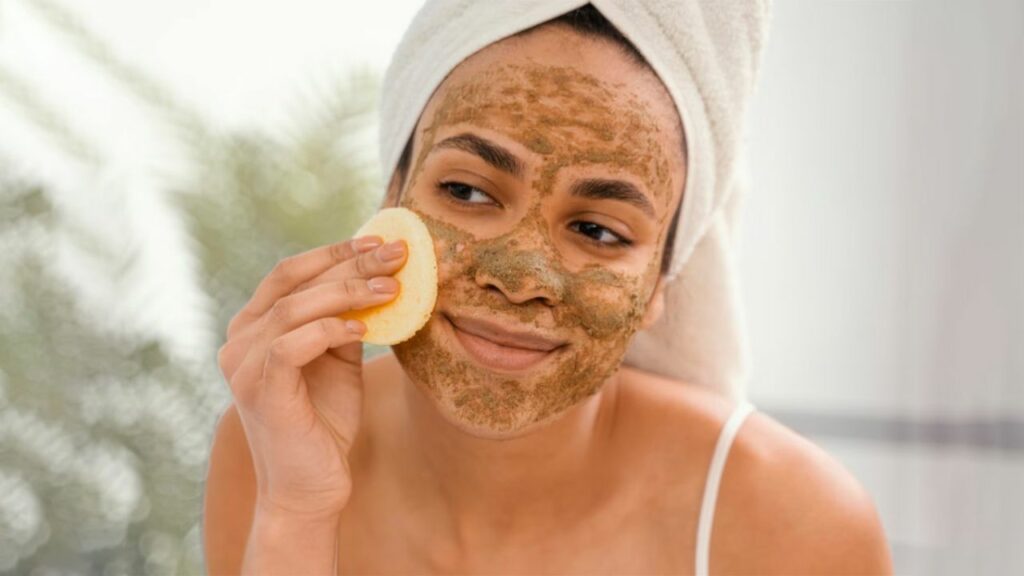 Monsoon Skincare Tips: बारिश के मौसम में ऐसे रखें अपने स्किन का ख्याल 