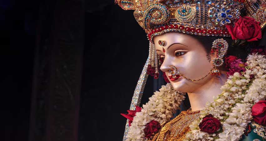 Gayatri Jayanti 2025: निर्जला एकादशी के दिन ही मनाई जाती है गायत्री जयंती, जानिए इस पर्व का महत्व