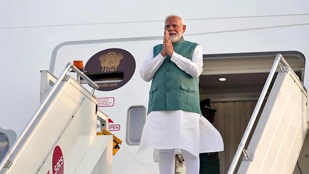 PAK का प्रोपेगेंडा फिर हुआ फेल, PM मोदी को मिला G7 समिट का न्योता, जानिए कनाडा के इस दौरे के क्या होंगे मायने? PAK का प्रोपेगेंडा फिर हुआ फेल, PM मोदी को मिला G7 समिट का न्योता, जानिए कनाडा के इस दौरे के क्या होंगे मायने?