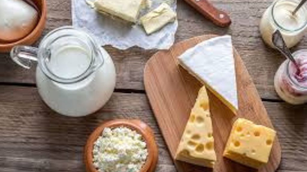 Health Shot: सावधान! इन चीजों को खाने से दिनभर आलस से भरे रहेंगे आप