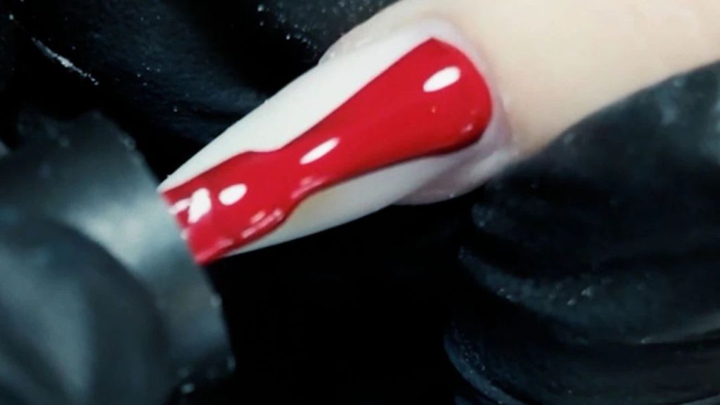 Health Tips: रोजाना नेल पेंट लगाने के हो सकते हैं बड़े नुकसान, आप भी जान लीजिए