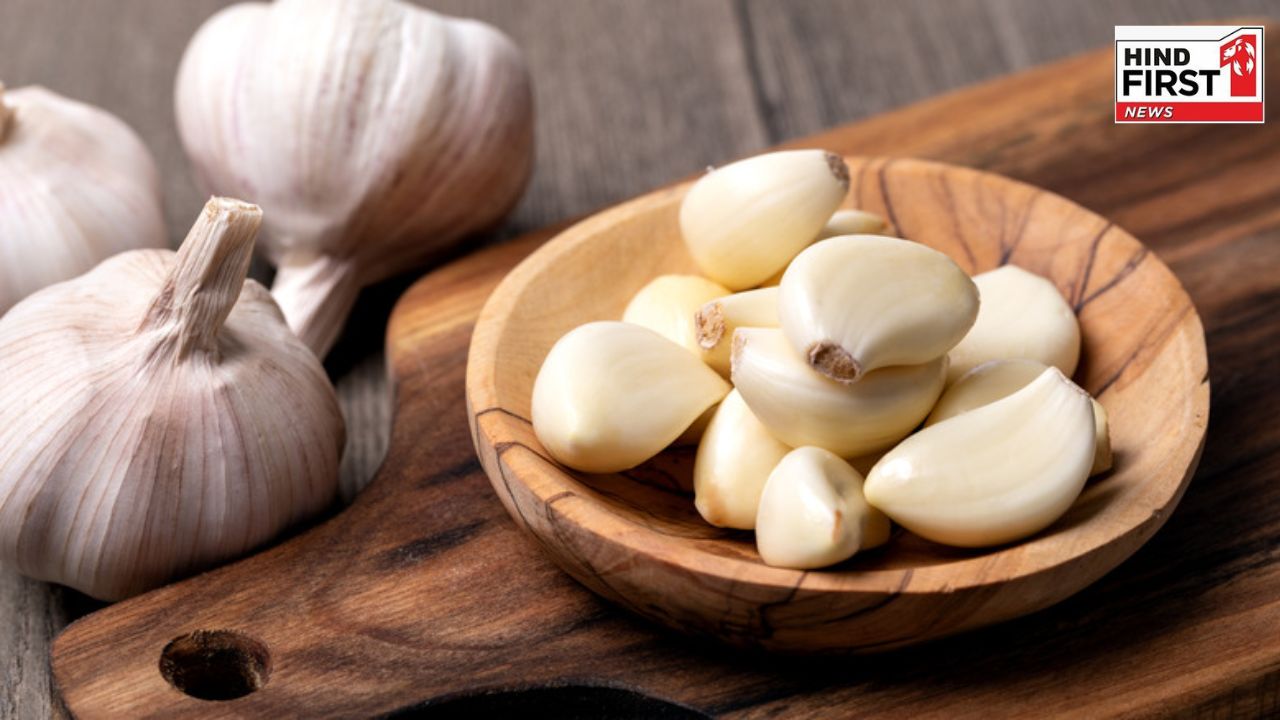 Garlic Clove Benefits: रोजाना लहसुन की तीन कलियां खाएं, होंगे फायदे ही फायदे