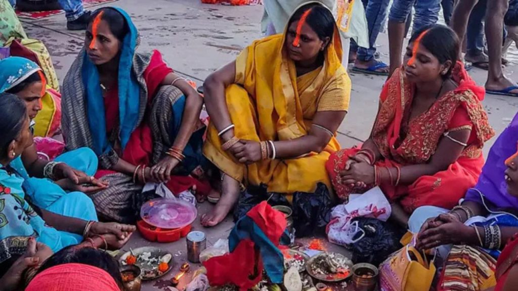 Jitiya Vrat 2025: जितिया व्रत कब है, कौन रखता है इस व्रत को? जानें सबकुछ