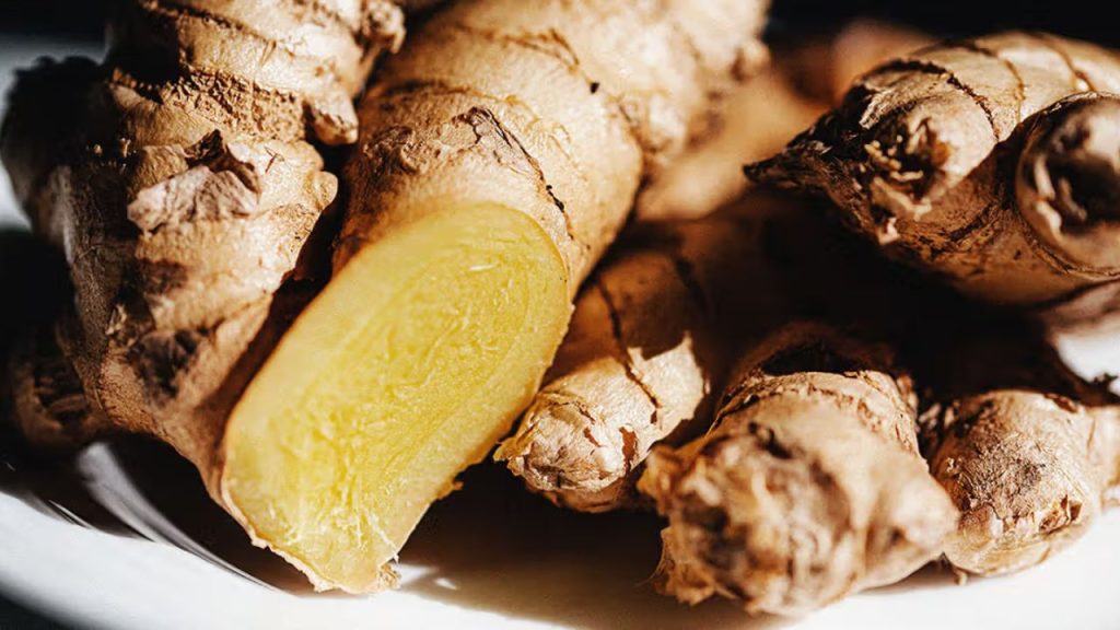 Bloating to Constipation: आपकी रसोई में मौजूद ये 5 चीजें पेट को करते हैं दुरुस्त   