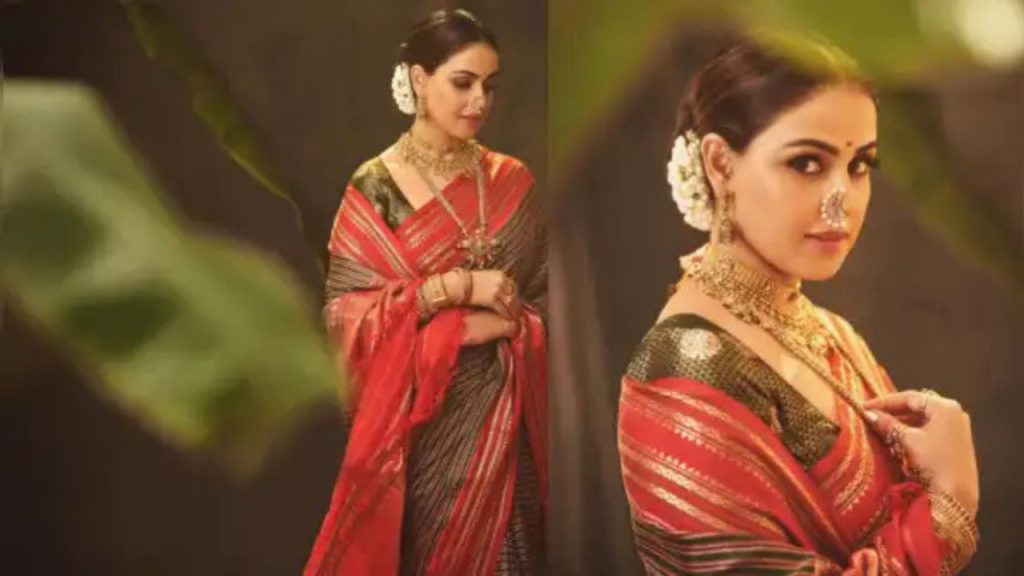 Ganesh Chaturthi Outfits: मृणाल ठाकुर से जेनेलिया तक, गणपति के स्वागत पर किसने क्या पहना!