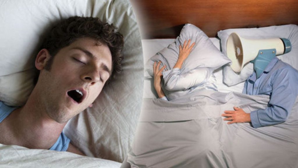 Snoring Problem: लोग क्यों लेते हैं खर्राटे? जानें इससे जुड़े खतरे, कारण और उपचार    
