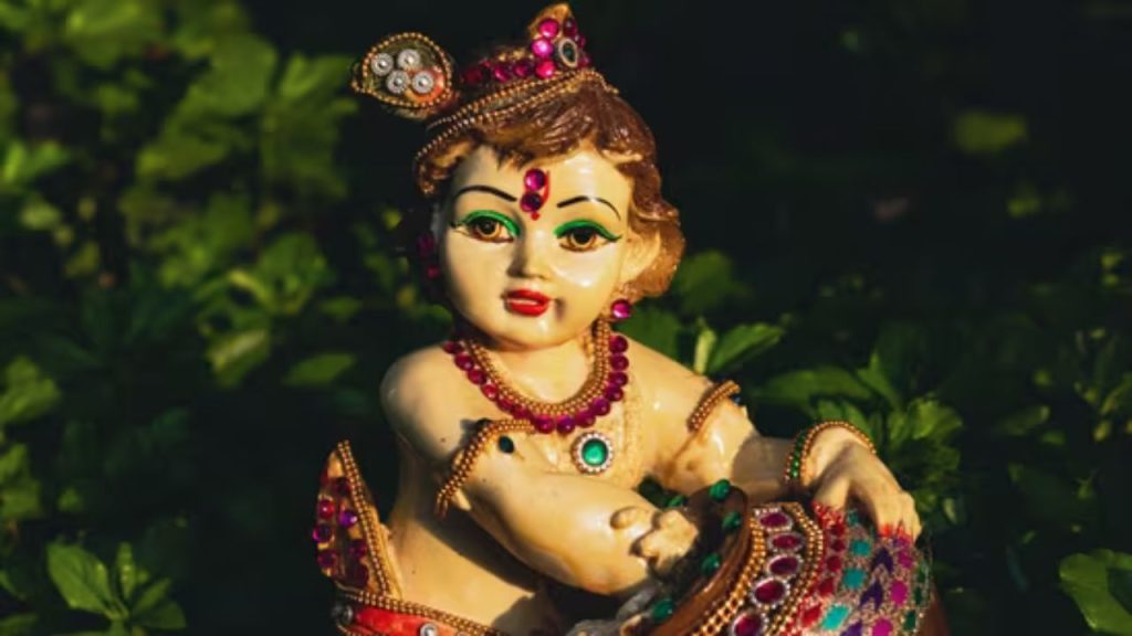 Janmashtami 2025: देश भर में आज मनायी जाएगी जन्माष्टमी, इतने मिनट है पूजा का शुभ मुहूर्त   